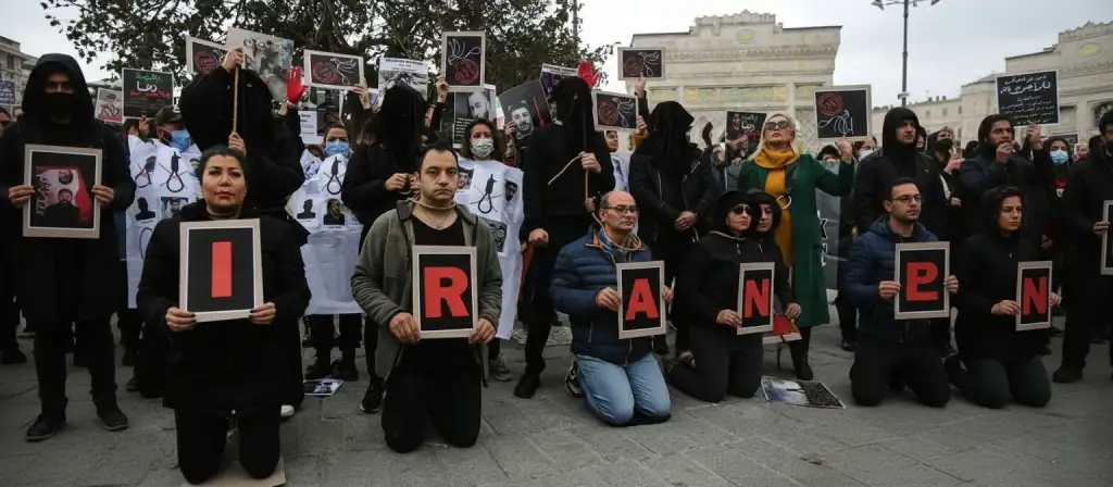 Iran crisis 2026 Trump threats protests Venezuela operation political situation explained, iran cirsis 2026, free iran